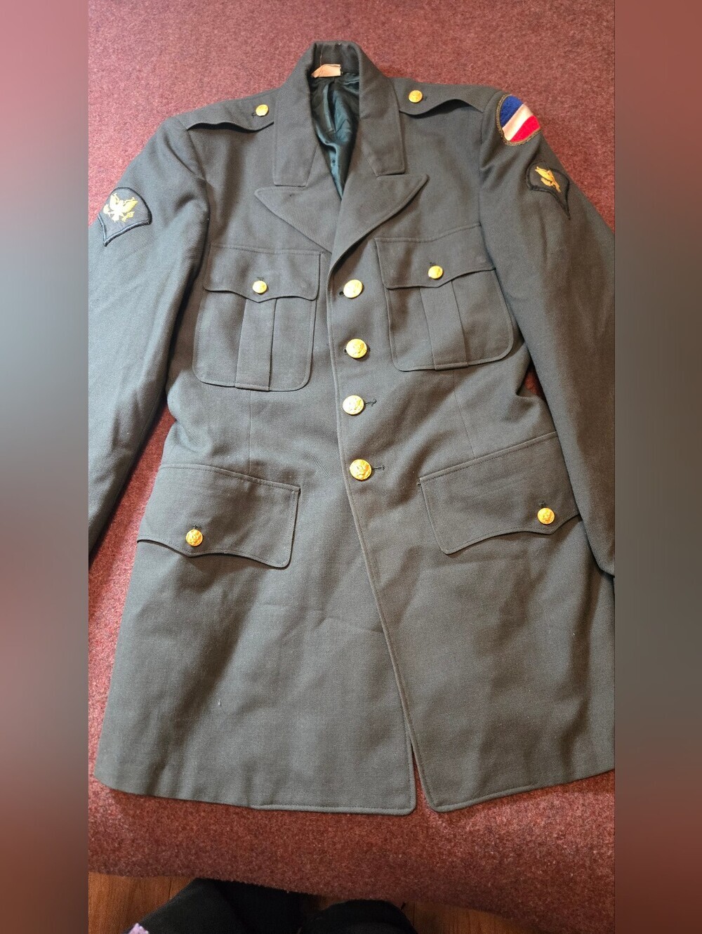 Vintage Vietnam-era US Army Green Dress Uniform Jacket Size 35L Patches Eagle US